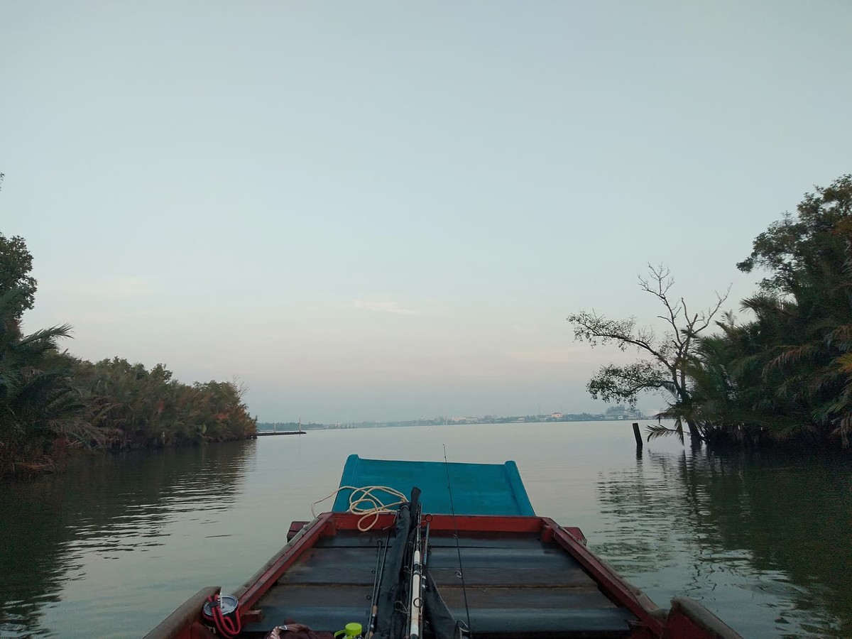 เรือพร้อมคนพร้อมไปลุยกันครับน้าๆ :cheer: :cheer: :cheer: :cheer: