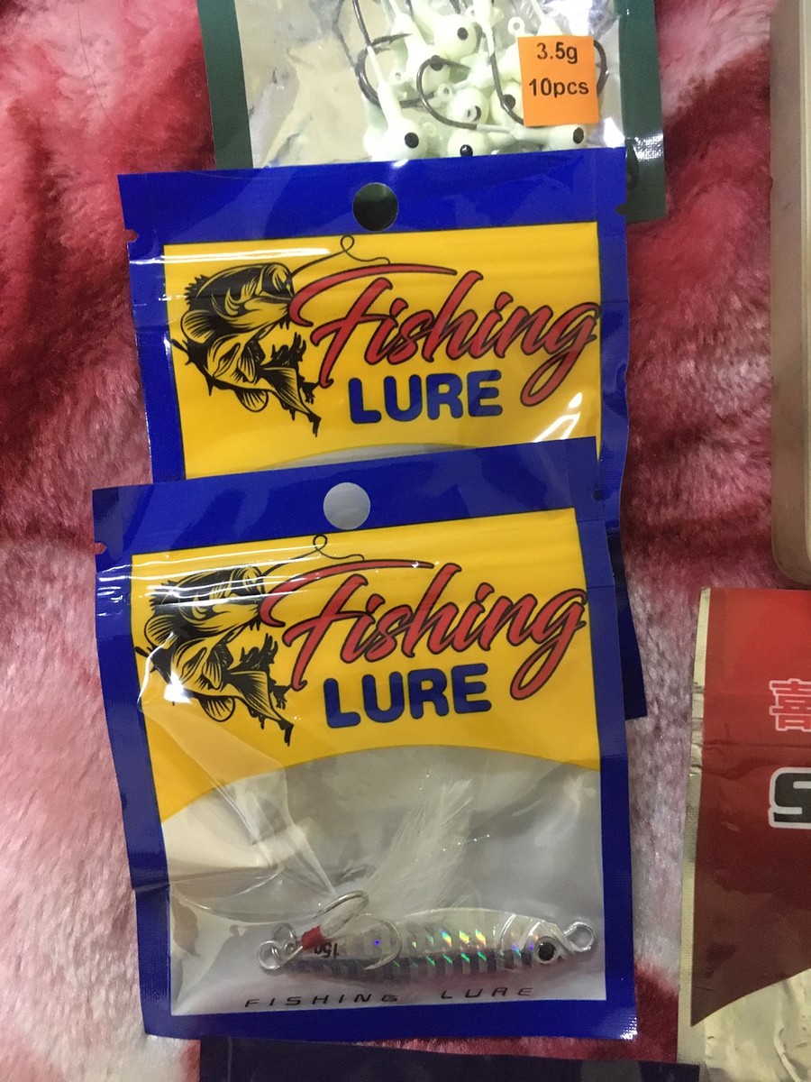  Fishing lure 2 ตัวนี้ เป็นเหยื่อ Jig ซื้อที่ร้านที่พม่านะครับ แม๊ดังไกลเลยถึงที่นี้เลย มีอีกหลายอย่