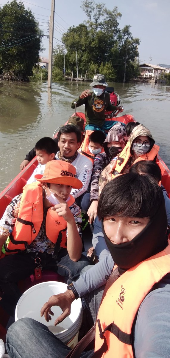 เกาะเรือกันตามมาเลยนะครับน้าๆเราจะไปกระเตงกันแล้วตีตั๋วรอบเดียว....GO GO GO :smile: :smile: :smile: