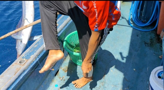  [b]ลากไปที่หัวเรือครับ เด็กเรือยังเ