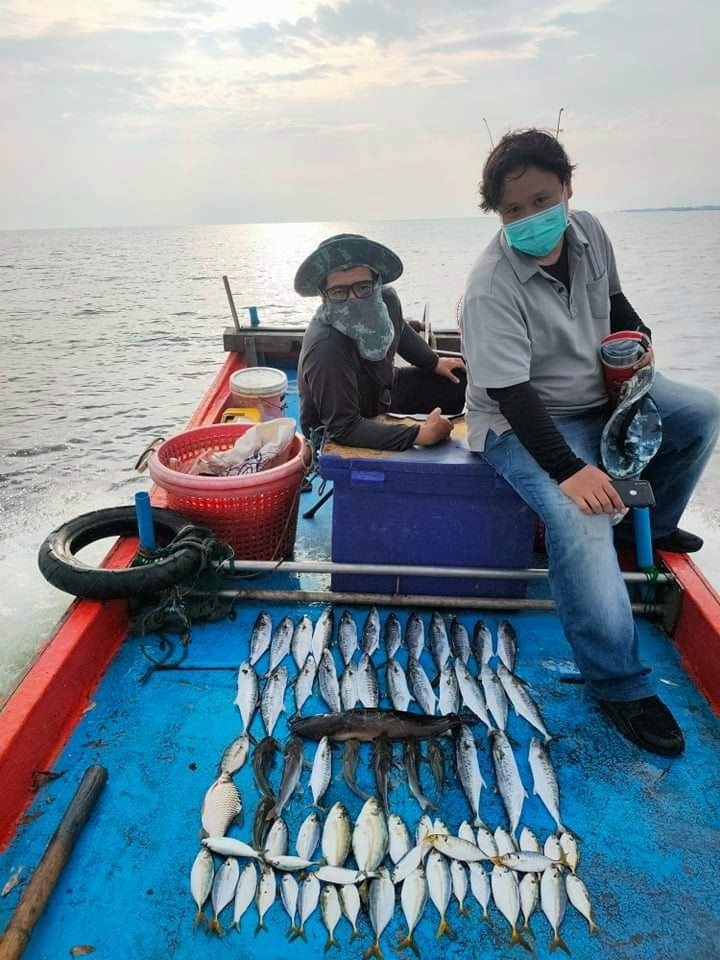 ต้องโดนกับทะเลแถบนี้ โดยไต๋บอล เรือซิ่ง และ แขกรับเชิญ ไต๋ธง หนวดเขี้ยว @บางปู