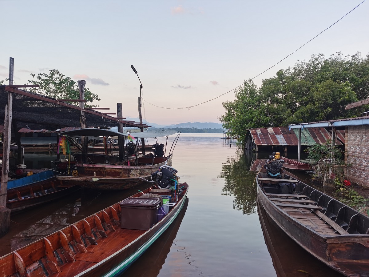 เตรียมตัวลงเรือครับผม