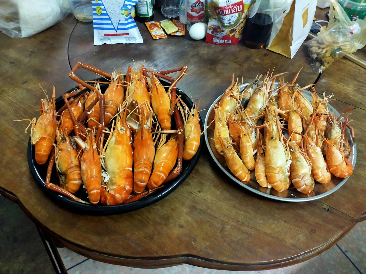 ถึงเวลาเมนูก้อประมาณนี้ครับ กุ้งแม
