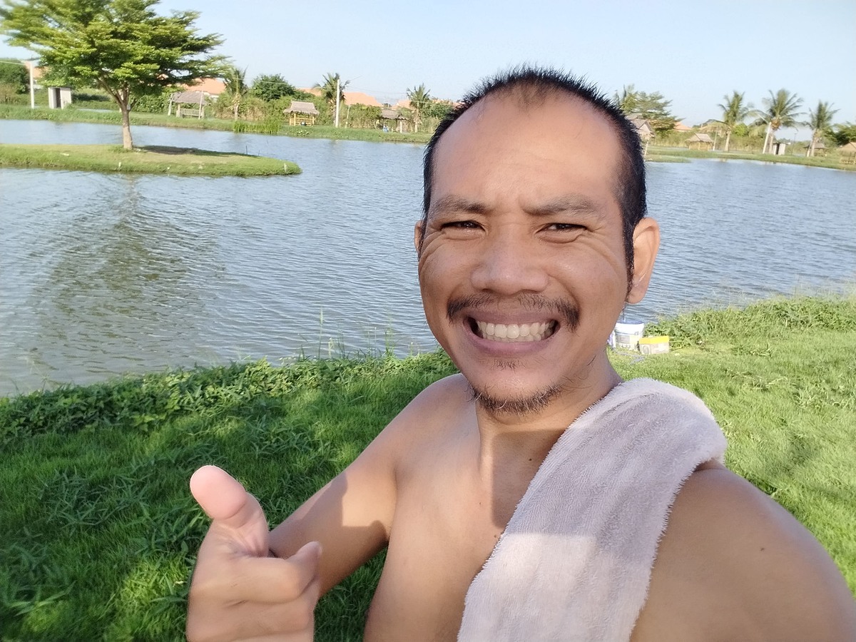 แล้วก็ไปอาบน้ำหน่อยครับ เดี่ยวจะได