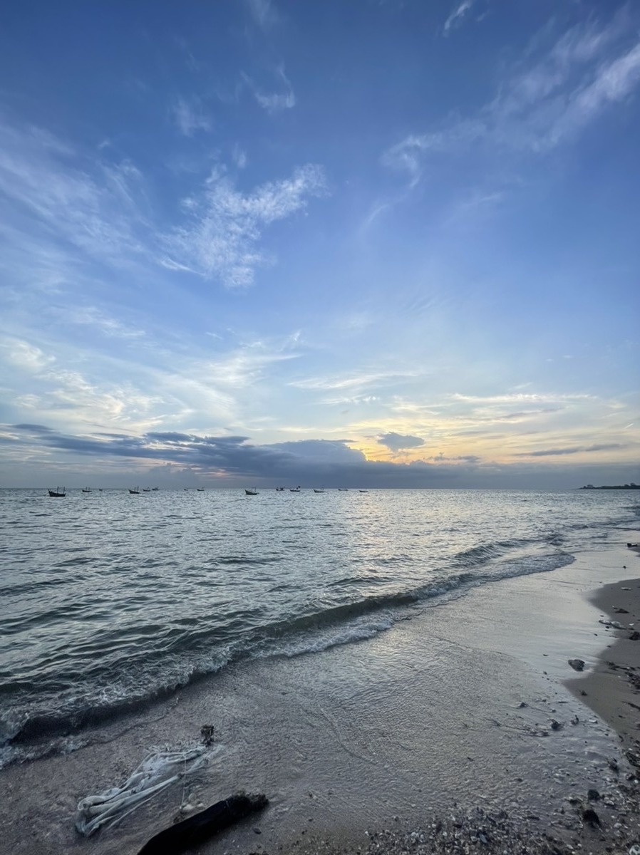 ลากันด้วยภาพสวยๆจากหาดวอนชายหาดบางแสนครับกราบขอบพระคุณเพื่อนๆที่ติดตามครับ