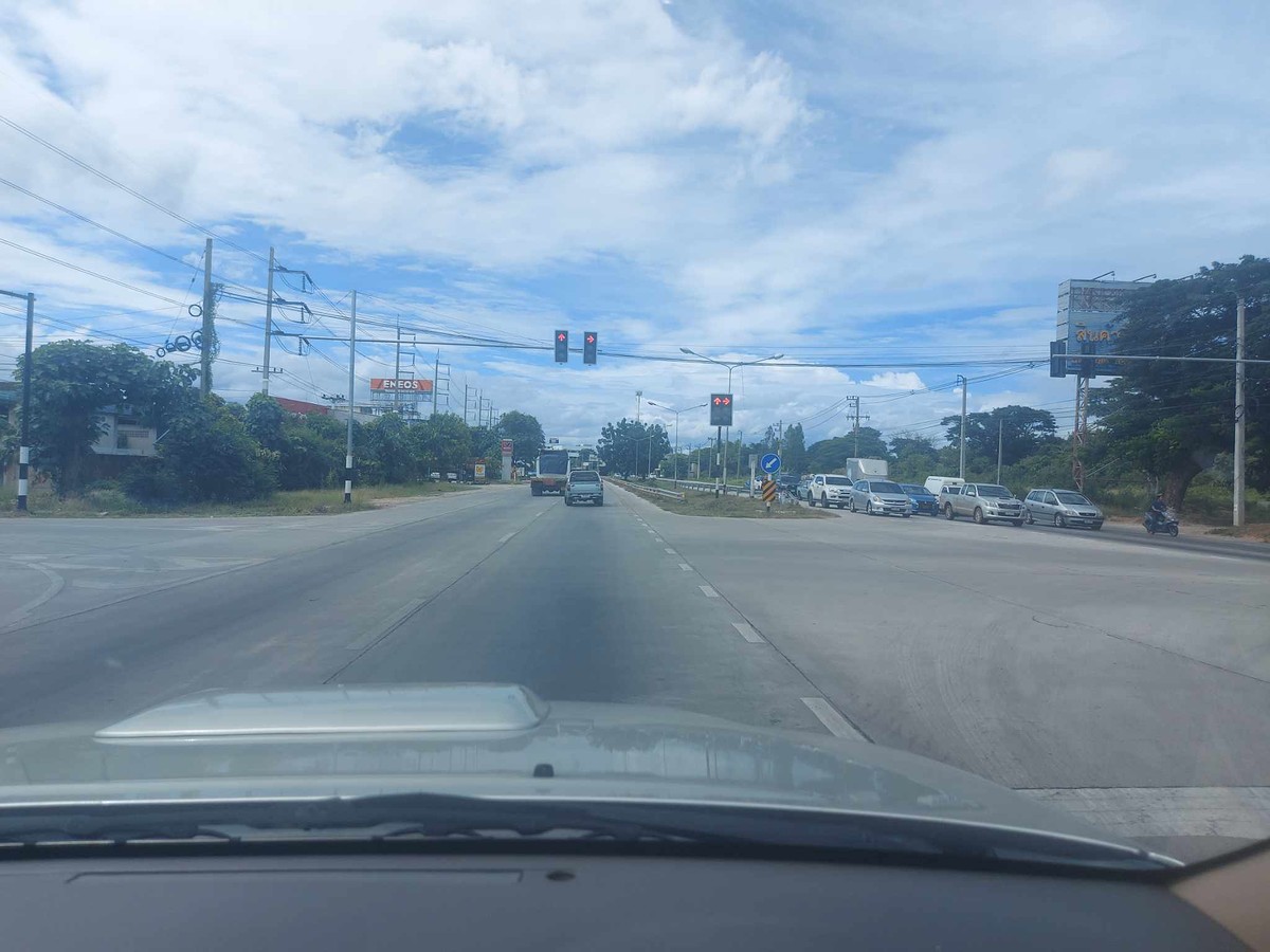 ไปครับ ถึงไหนแล้ว ไม่รู้ :laughing: :laughing: