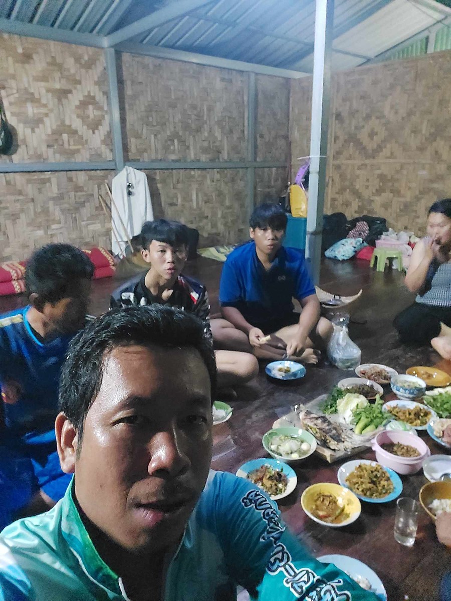 ดูตาผมครับ เริ่มลอยแล้ว เรียกได้ว่