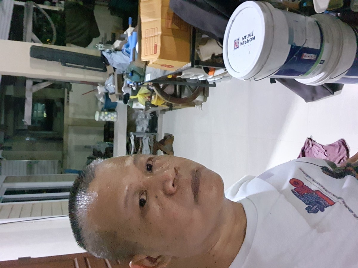  [b]สวัสดีครับทุกๆท่านดึกหน่อยวันนี้