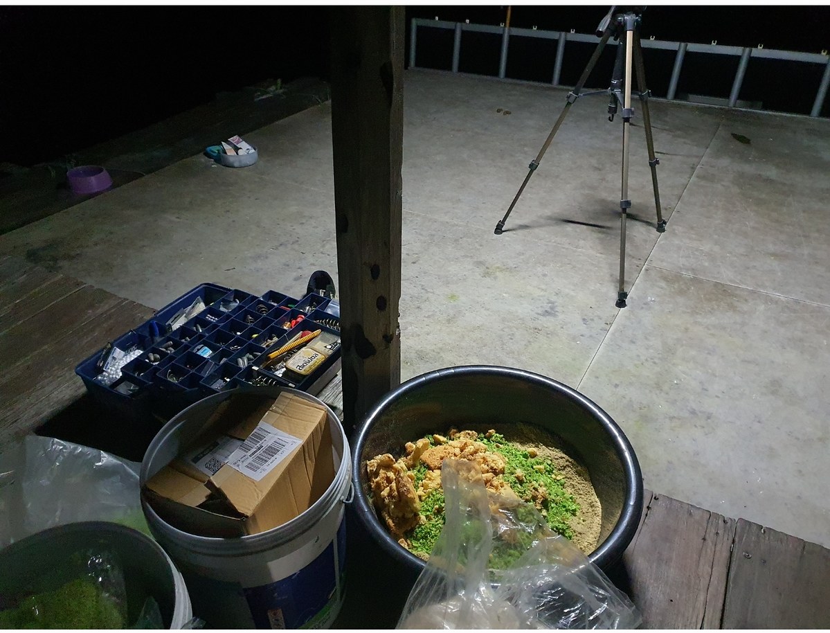  [b]ผมตื่นมาช่วงตีสี่มาเตรียมตัว[/b] :cheer: