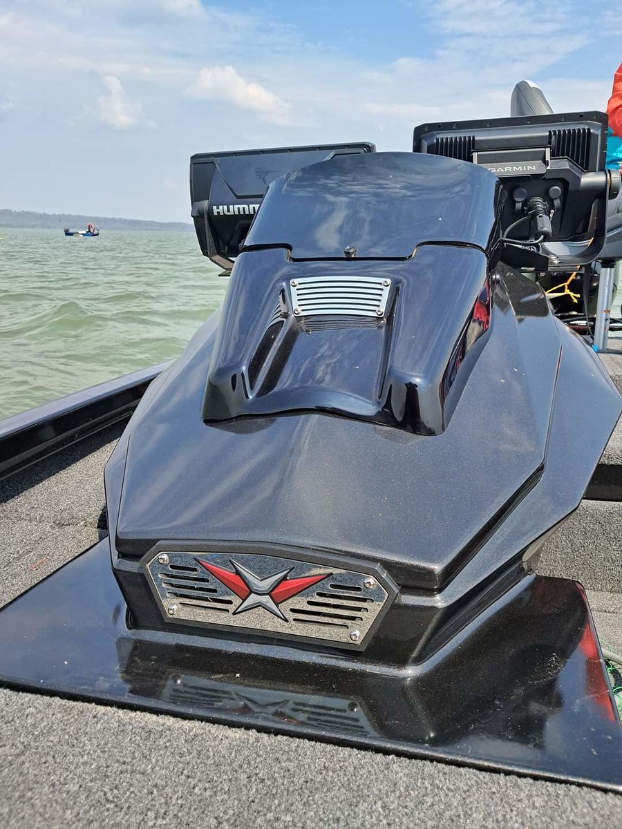 รายละเอียดเรือครับ
 SDG Marine Thailand 2nd team boat. 
Vexus Boats AVX181
Mercury 75HP (4st)
Mi