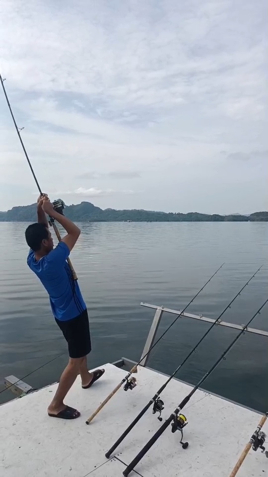  [b]โหๆอัดมาครับน้าหมูพึ่งขึ้นชะโดมา