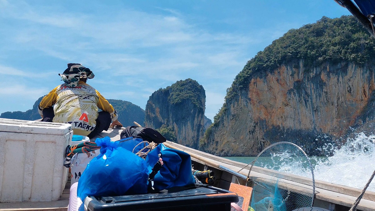 ผมไม่ได้บรรยายนะครับ แต่ละทริพที่ผมถ่ายไว้มีทั้งภาพและคลิปตัดต่อไว้แล้ว ติดตามรับชมกันได้
ทาง FB : 