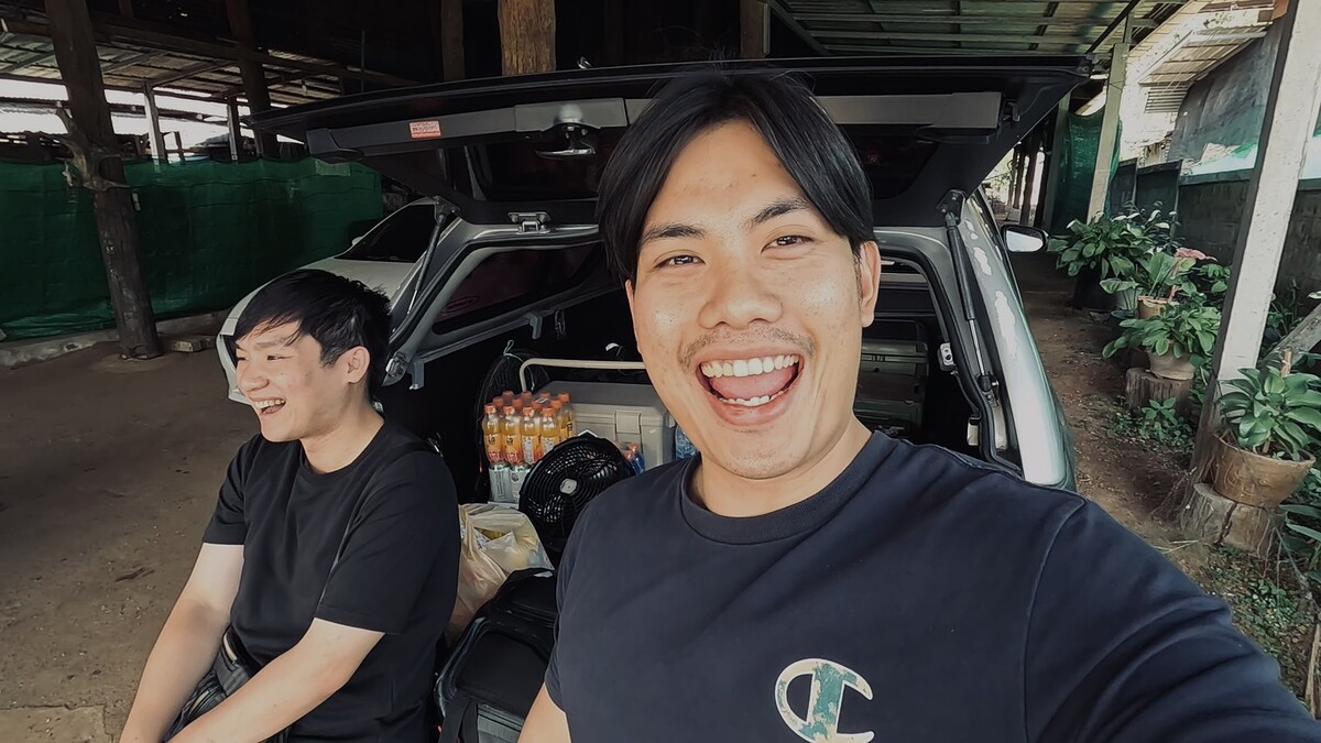 ทริปนี้ผมออกเดินทางร่วมกับแบงค์ คู่หูตกปลาของผม ที่นานๆจะได้เจอกันสักที
เราเดินทางช่วงสายๆของวันที่
