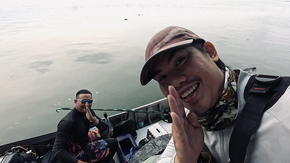 ผู้นำทางของเราวันนี้ "ไต๋นัท คลองภูมิ" , นัท นักเดินทาง 
ผมได้รู้จักไต๋นัทจากการแนะนำคลองพี่เอ็ด as