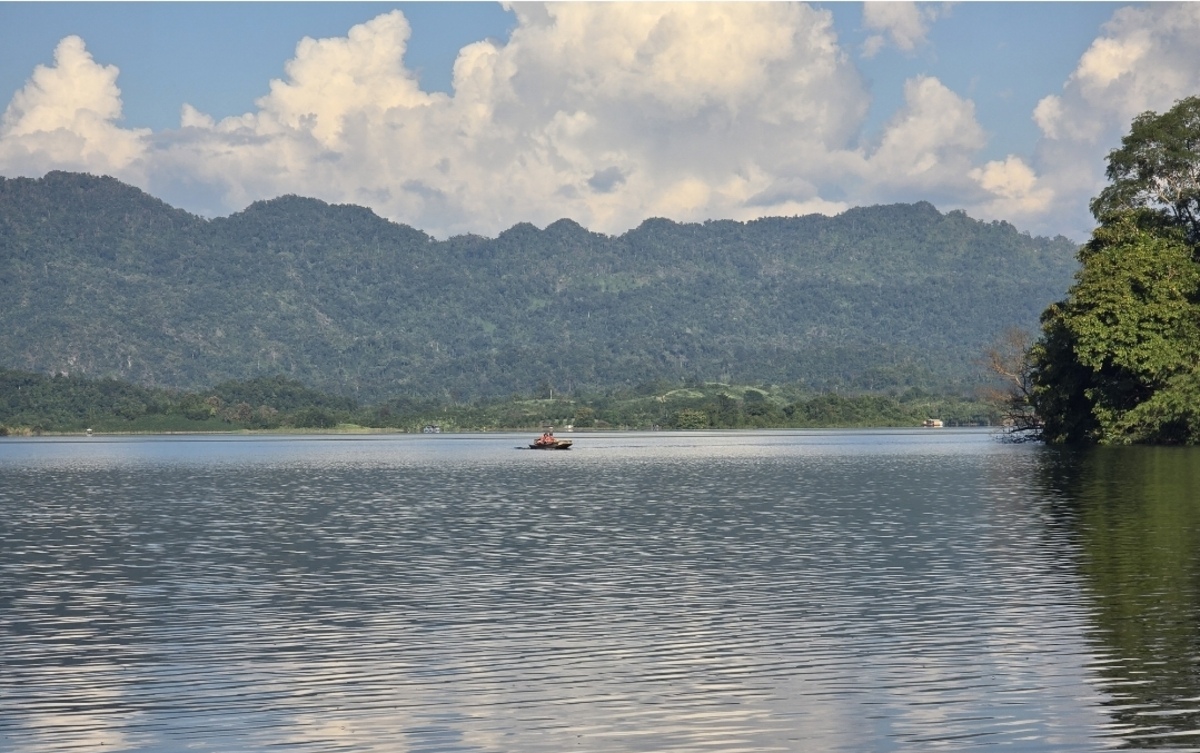  [b]เสียงเรือใครกัน[/b] :love: