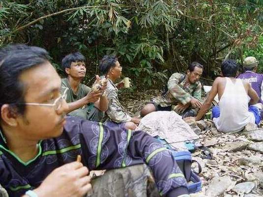 พักกินกาแฟกันอีกรอบ....