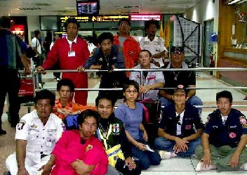       เสร็จสิ้น ภาระกิจของหน่วยอาสาสมัครกู้ภัยฯ พร้อมเดินทางกลับสู่ กรุงเทพฯ ด้วยสายการบินไทย โบอิ้