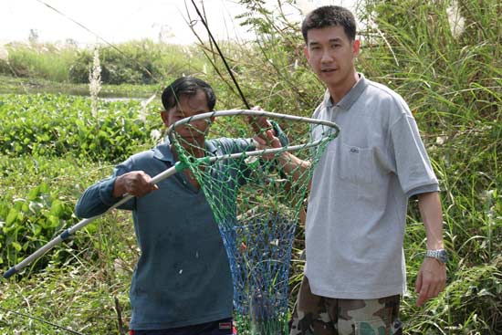 แผนการปล้นคันเบ็ดเป็นอันเสร็จสมบูรณ์  แฮ่ๆ