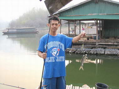 พี่แขกยังไม่เลิก แต่ว่าฟาวด์นะพี่ เกี่ยวเหงือกมันมานะน่ะ