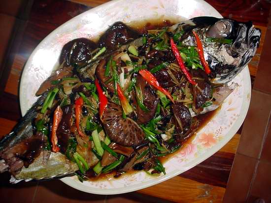 ฉักฮื้อนึ่งราดเปรี้ยวหวานเห็ดหอม