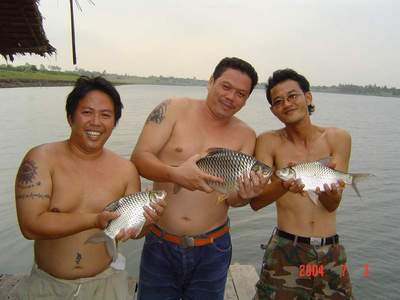 ครั้งแรกที่เรือนแพ