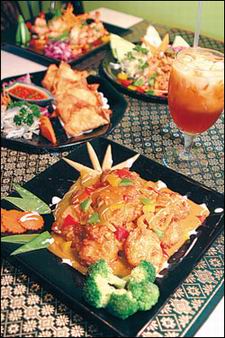 Scallop in yellow curry