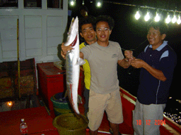 ทีมยโสธรกับ 2 ถ้วยรางวัลที่ทะเลตราด