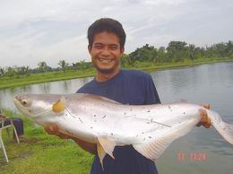 Action มันๆ กับวันพิชิตบ่อรวมมิตร จ.ปราจีน