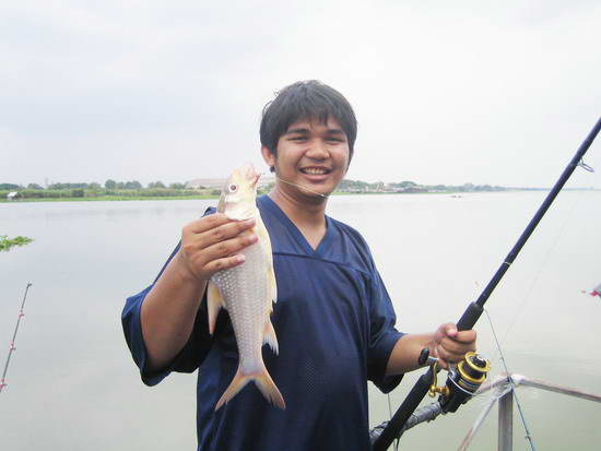 ทริปเบาๆที่แพ Fishing บางไทร