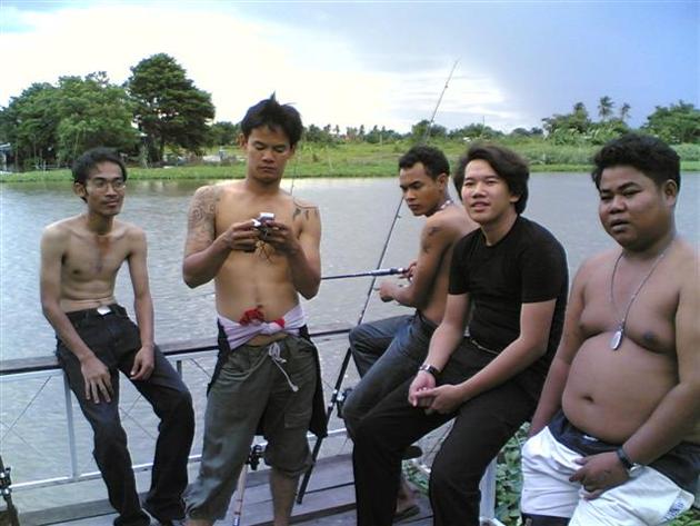 แขยงวันหยุด