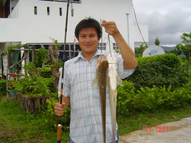 ตกปลาเค้าด้วย RAPALA2