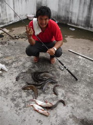 บ่อตกปลา 5 บาท