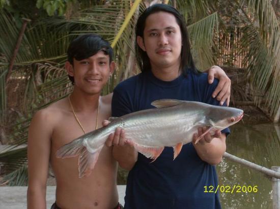 เปคู บ่อเอนกสามโคก ปทุม