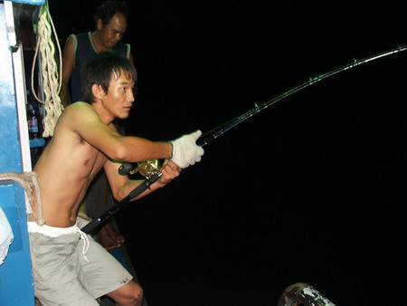 LAT 10  วังมัจฉา  กับขบวนการเก๋าๆ