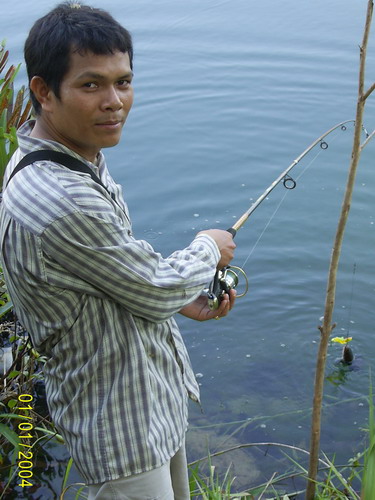 ตกปลาน้ำตก