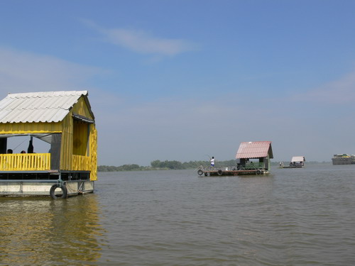 อัพเดทรูป เรือนแพ ฟิชชิ่ง 11พย2550