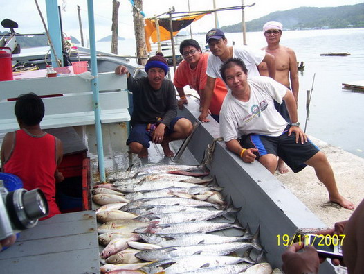 ระเบิดฝูงอินทรีทะเลตราด กับการลอยกระทง กับไต๋ เพชร