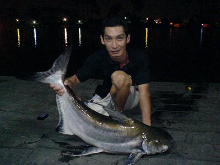 ปลาแปลก บึงสำราณ..