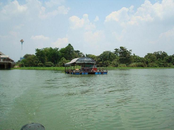 ส่งท้ายสงกราต์ที่แพลุงแก่บางไทร