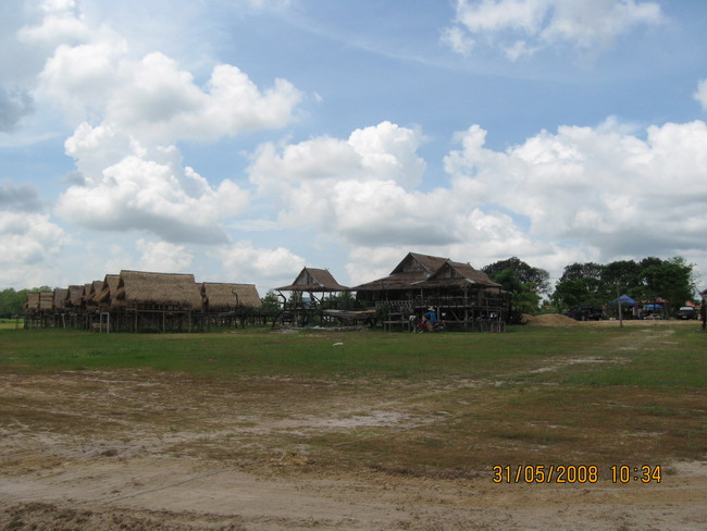 น้ำขึ้น-เรือมา-ปลาก็เข้า  (ที่นี้..ประเทศไทย)