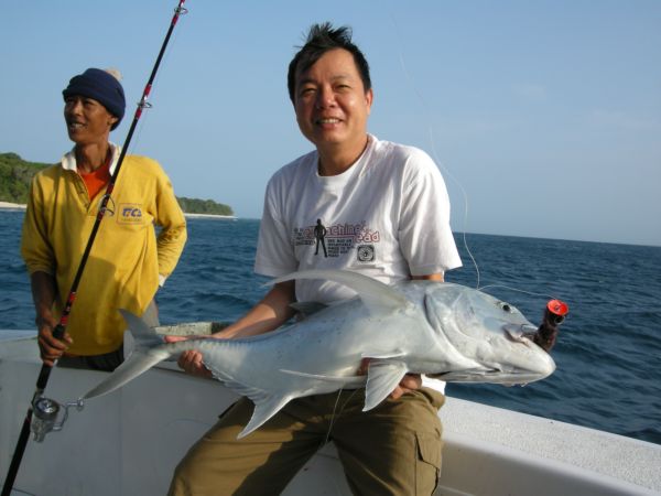 GT Giant Trevally - บีนัวงัน - Indonesia