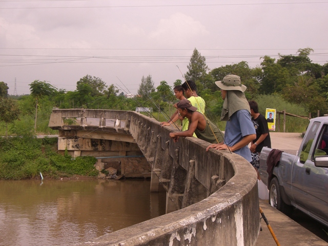 คลองสิบสาม+บ่อดินร้างในวันแม่