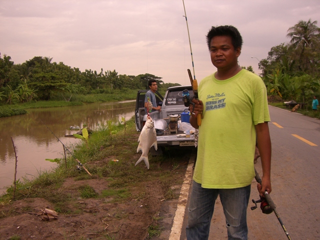 คลองสิบสาม+บ่อดินร้างในวันแม่