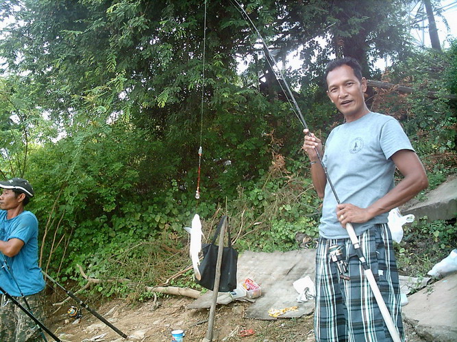 ลูกสาวชวนไปตกปลา