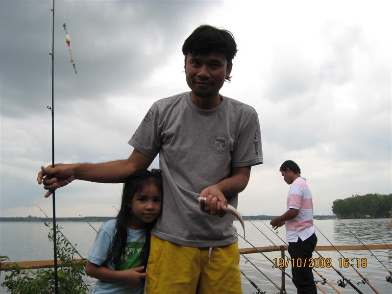 ปลายฝน ต้นหนาว 2008 (ที่นี้.ประเทศไทย+ ดอกกราย )