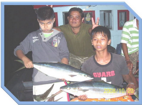 แสมสารกับไต๋เรือง...เกือบกินแห้วซะแร้ว!