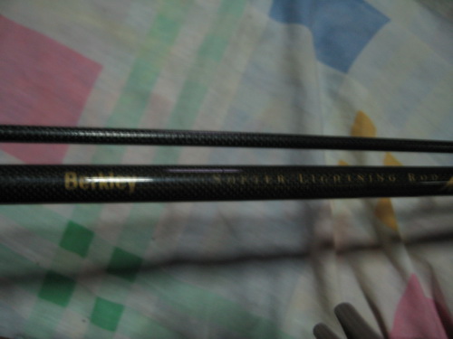 อยากถามผู้รู้เรื่องคัน BERKLEY LIGHTNINGROD คันนี้
