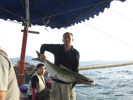 ไต๋เรืองพาตกปลา รับลมหนาว @ เสมสาร