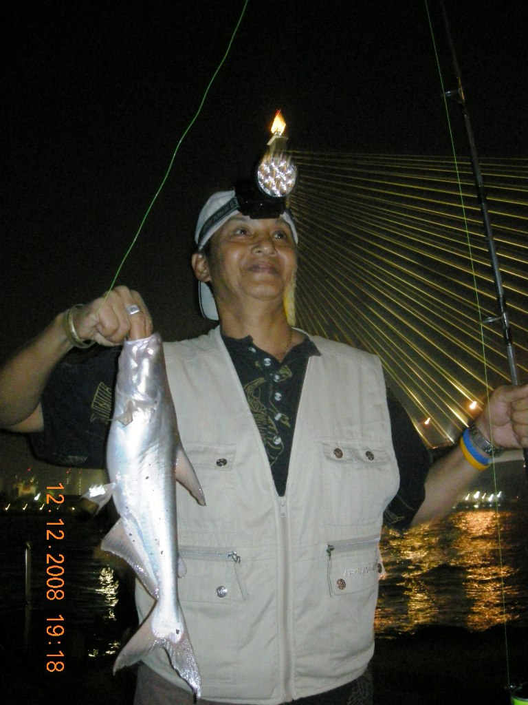 คืนนี้กับทีมงานโป๊ะพระราม8 (18)