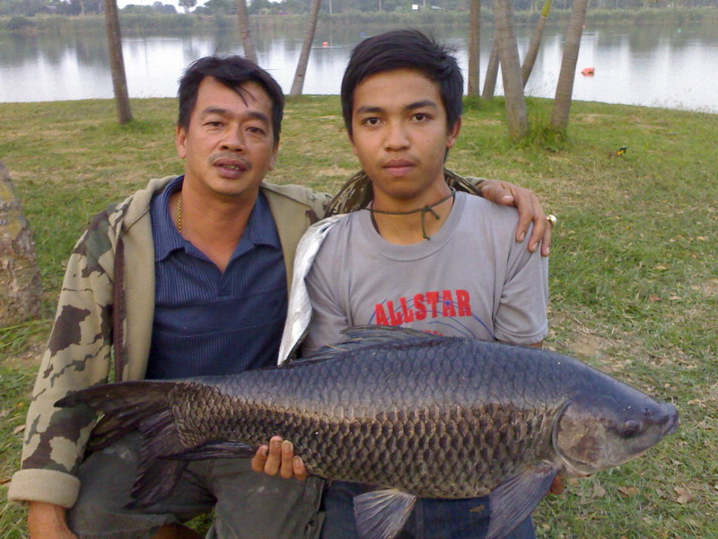 ดู... ผลงานเบ็ดไม้ไผ่ ทำไปได้.....งง.. จริง..ๆ